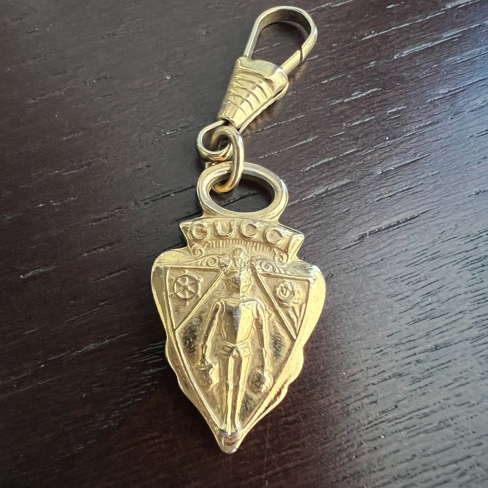 Authentic Gucci Zipper Pull on GP Vintage Chain